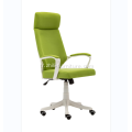 Chaise haute en maille verte à vendre